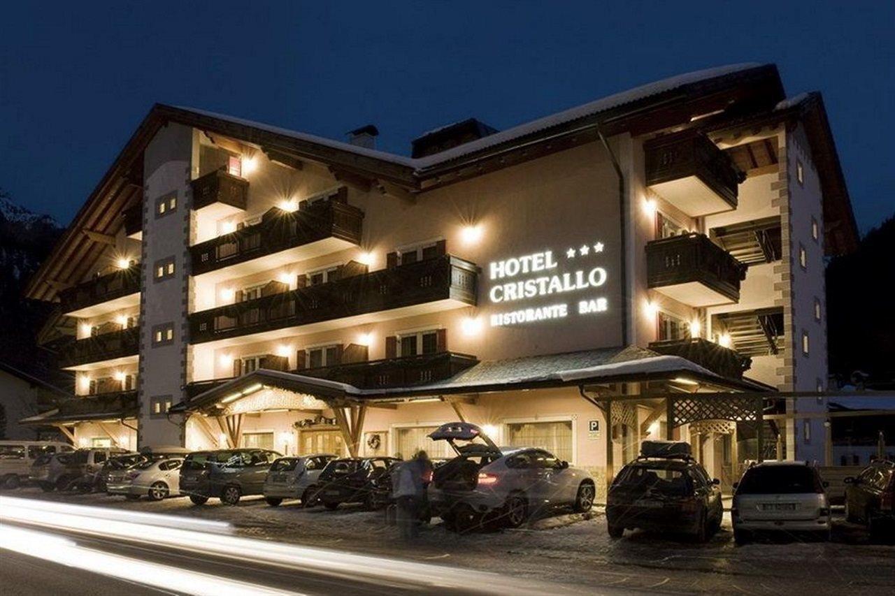 Hotel Cristallo Canazei Luaran gambar